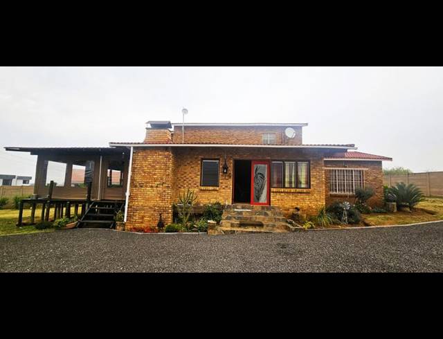 5 BEDROOM HOUSE FOR SALE IN VAAL MARINA